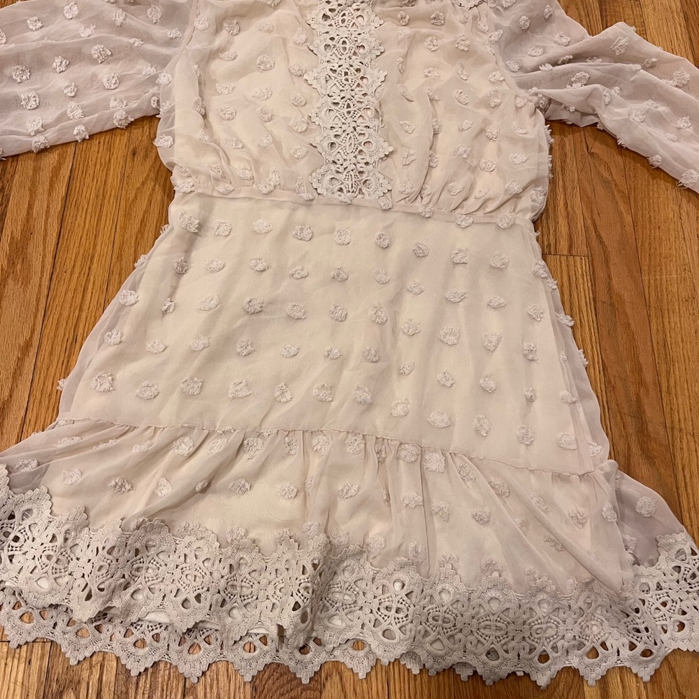 Elegant Cream Lace Dress